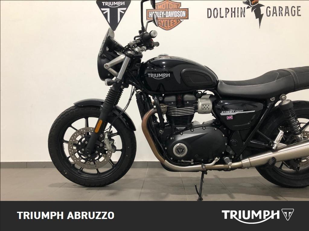 TRIUMPH Street Twin 900 