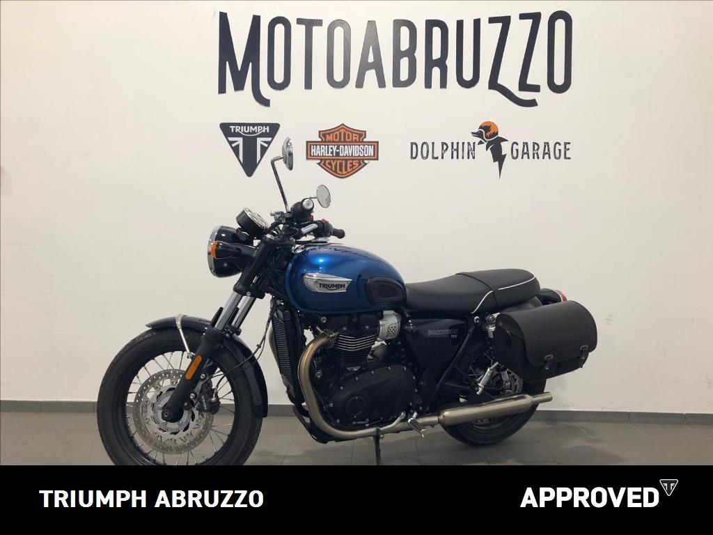 TRIUMPH Bonneville 900 T100 Chrome Edition